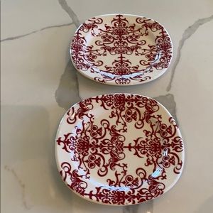 Set of 2 Pottery Barn plates
